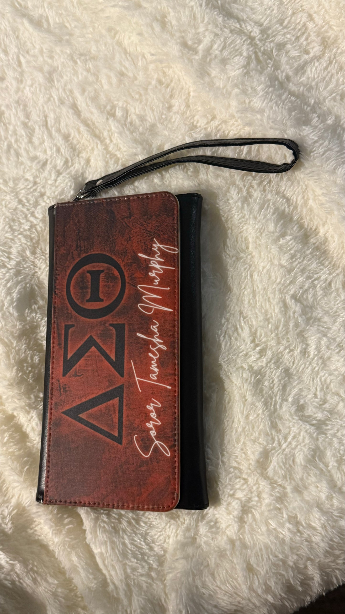 Delta wallet - personalized