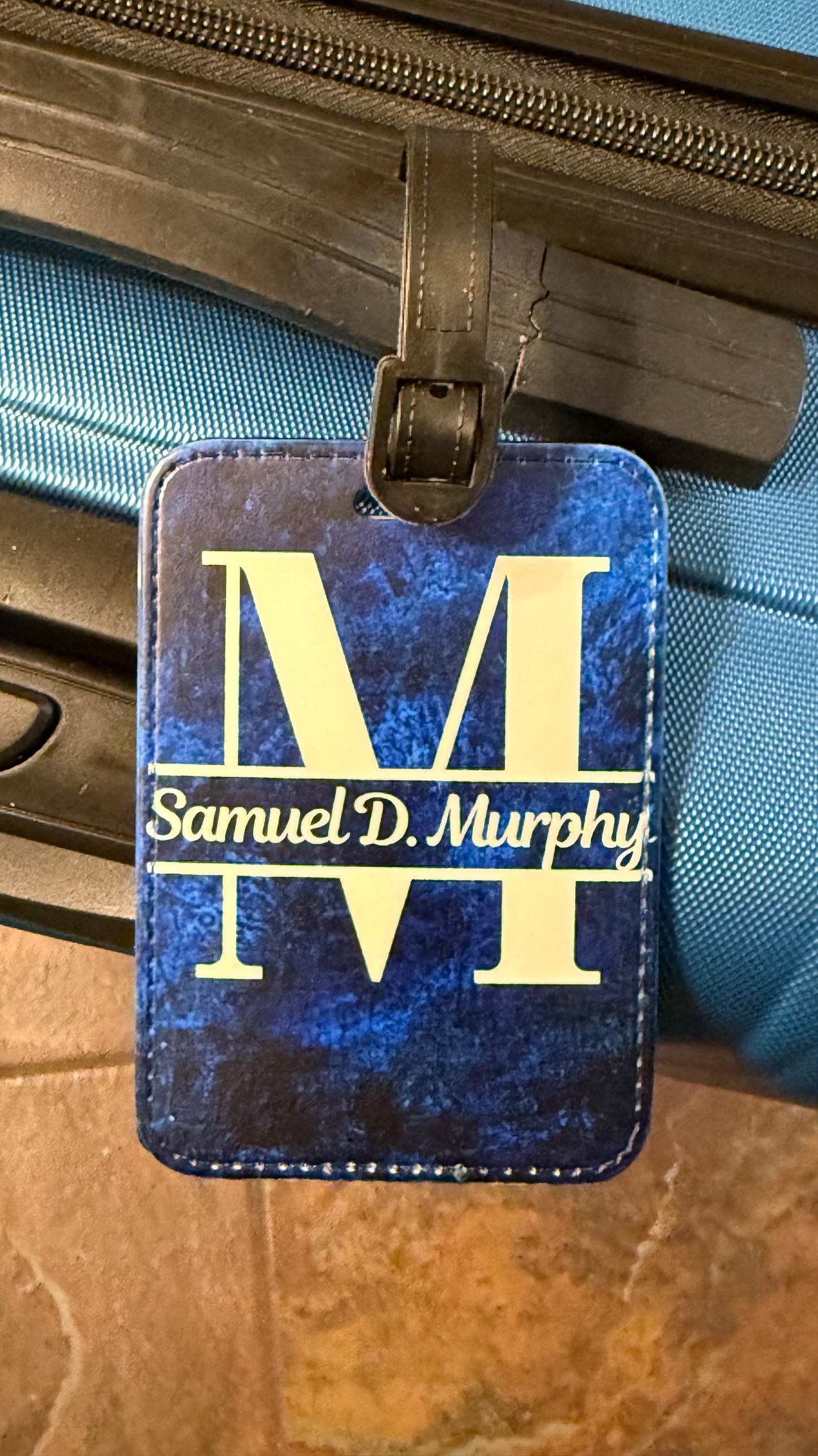 Personalized luggage tag